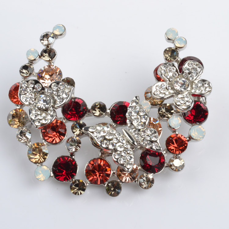 Brooch with rhinestone