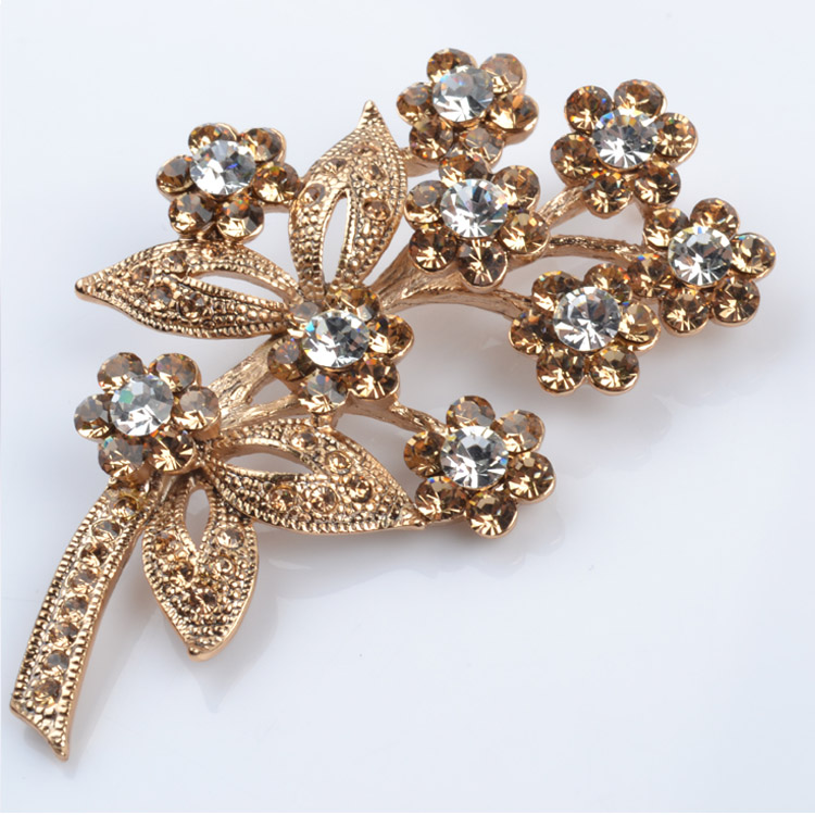 Brooch with rhinestone - copy