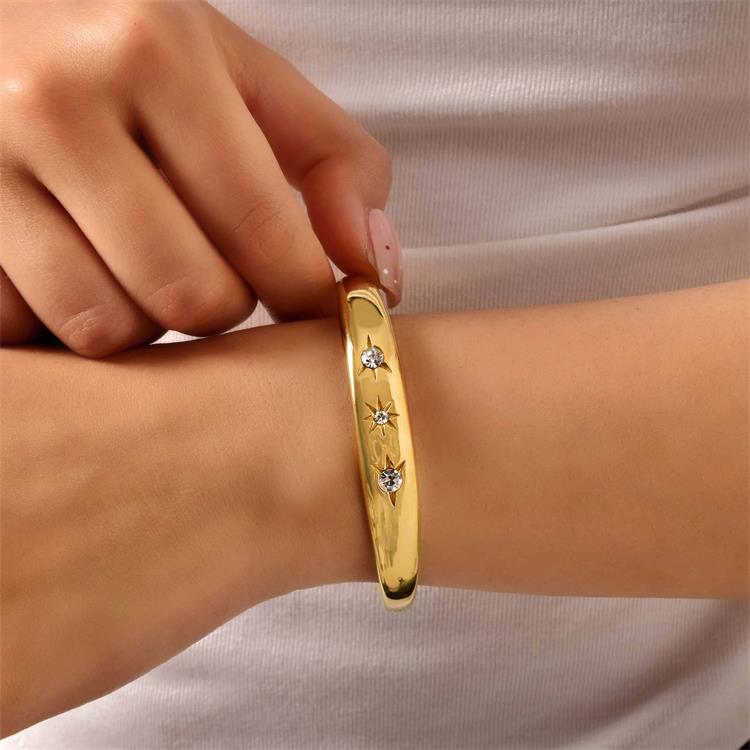 Star Zircon Bracelet