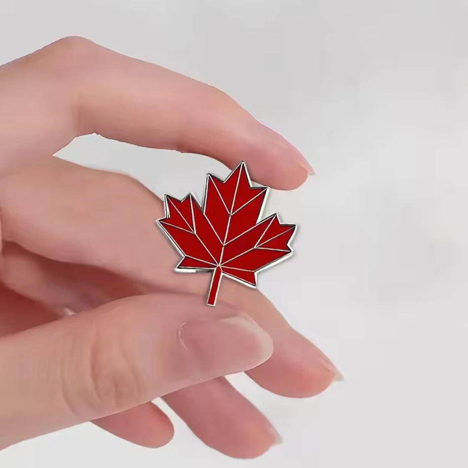 OEM Custom Jewelry Red Small Maple Leaf Alloy Dripping Oil Brooch Pin Souvenir Clothing Accessories