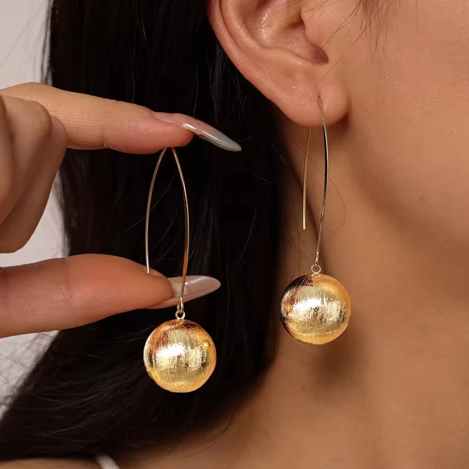 OEM Custom Jewelry High-End Luxury Trendy Geometric Drop Earrings Brushed Gold Color Brilliant Bezel